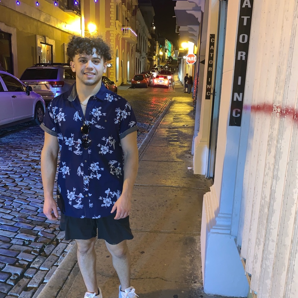 Meet your Posher, Andrew - Picture 2 of 3